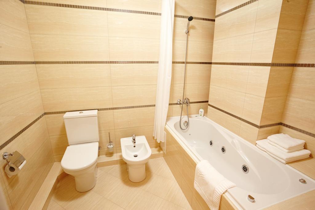 Luxury Apartment In New Building Chisinau Exterior photo