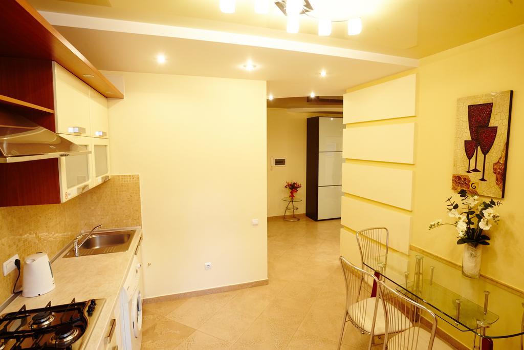 Luxury Apartment In New Building Chisinau Exterior photo